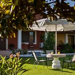 Lejlighed Phos Elegant Residences By Konnect, 400m To The *
