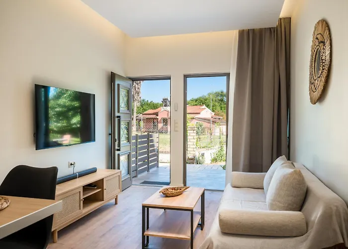 公寓 Phos Elegant Residences By Konnect, 400m To The 达西亚