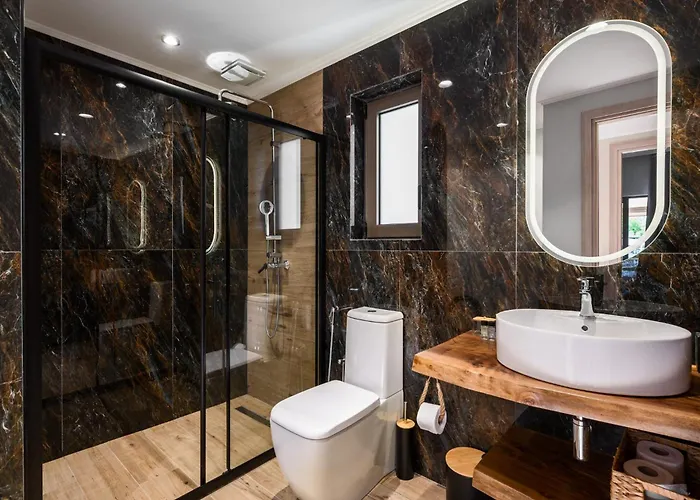 Phos Elegant Residences By Konnect, 400m To The