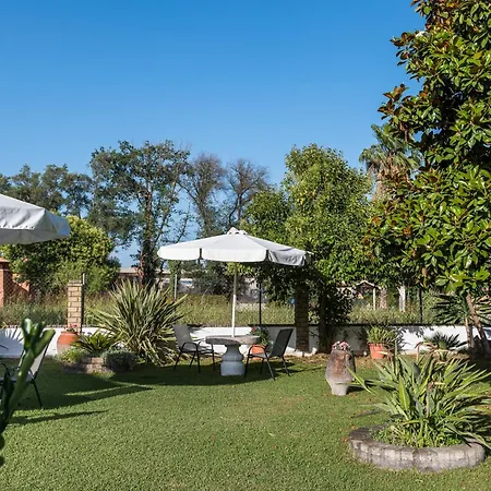 Phos Elegant Residences By Konnect, 400m To The Appartamento *