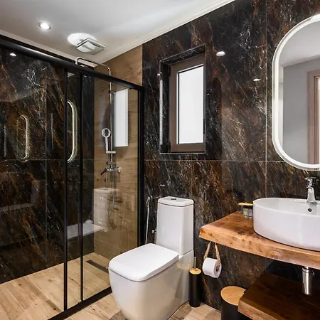 Phos Elegant Residences By Konnect, 400m To The