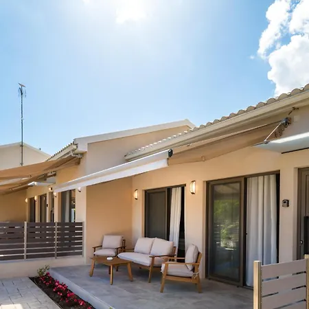 Phos Elegant Residences By Konnect, 400m To The Dassia (Corfu)